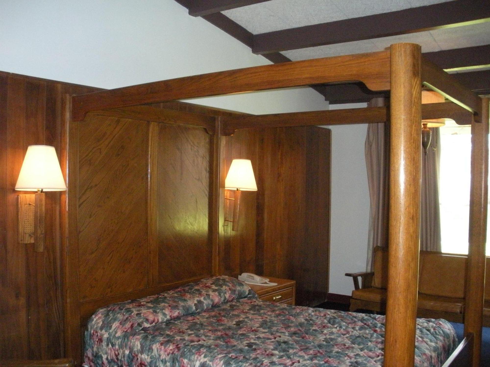 Kings Inn Cleveland Strongsville Buitenkant foto