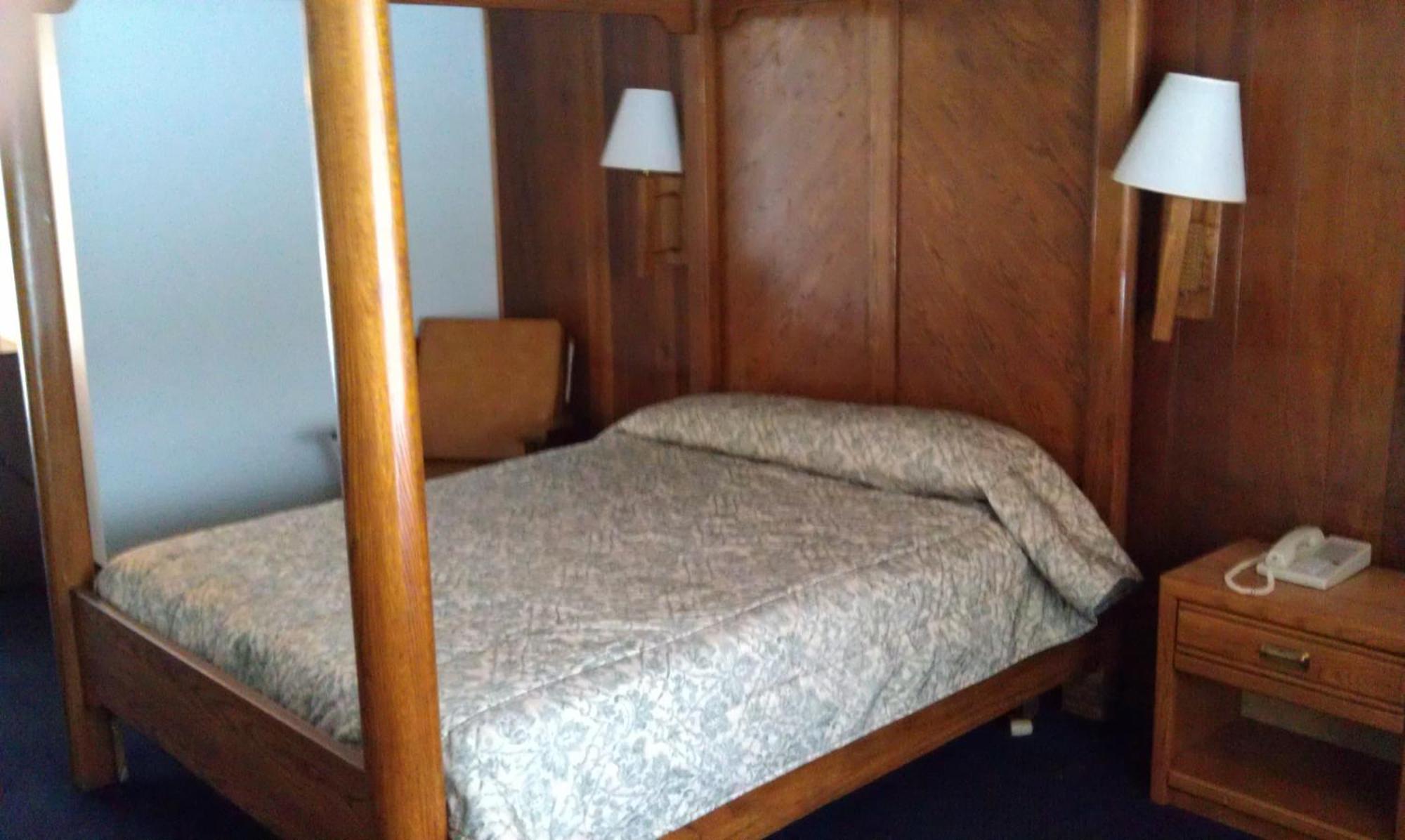 Kings Inn Cleveland Strongsville Buitenkant foto