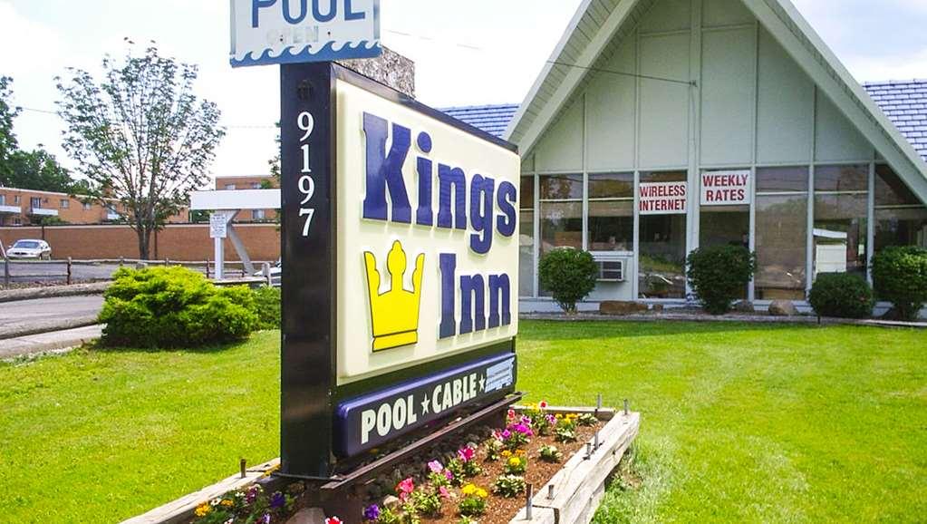 Kings Inn Cleveland Strongsville Buitenkant foto